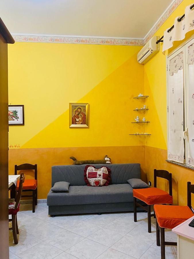Giusy'S House Apartment อาโวลา ภายนอก รูปภาพ