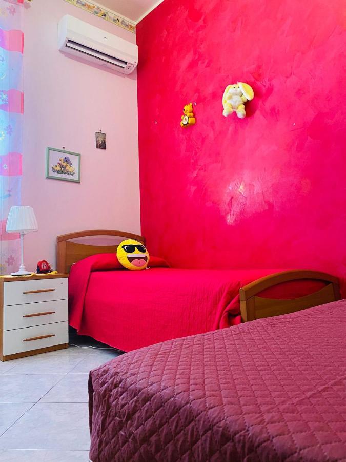 Giusy'S House Apartment อาโวลา ภายนอก รูปภาพ